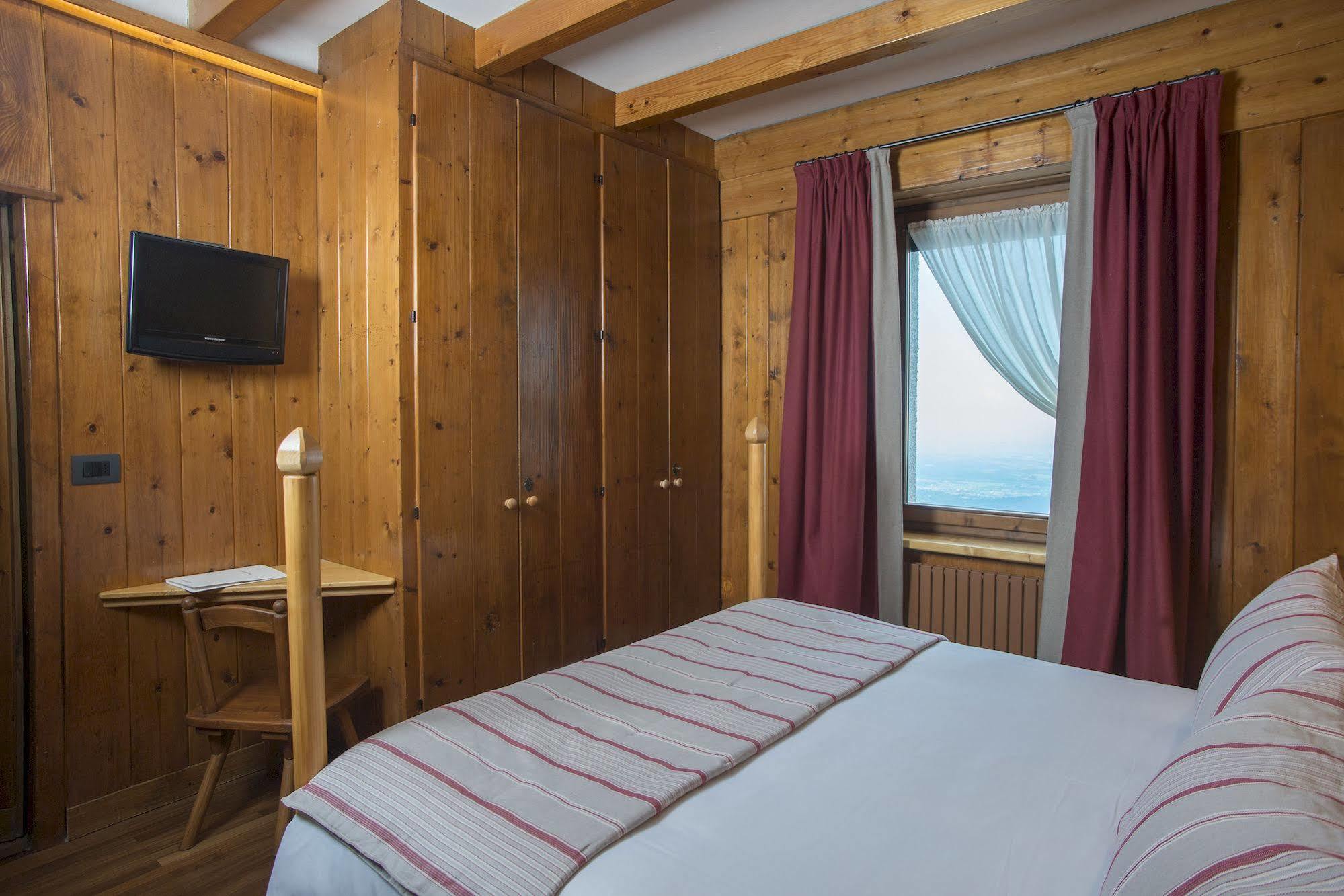 Albergo Ristorante Bucaneve Bielmonte Εξωτερικό φωτογραφία
